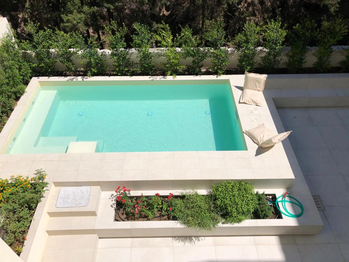 Carlo V - Con Piscina E Giardino Privati Apartamento Lecce Exterior foto