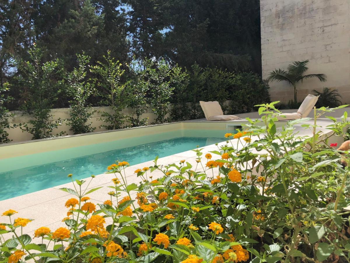 Carlo V - Con Piscina E Giardino Privati Apartamento Lecce Exterior foto