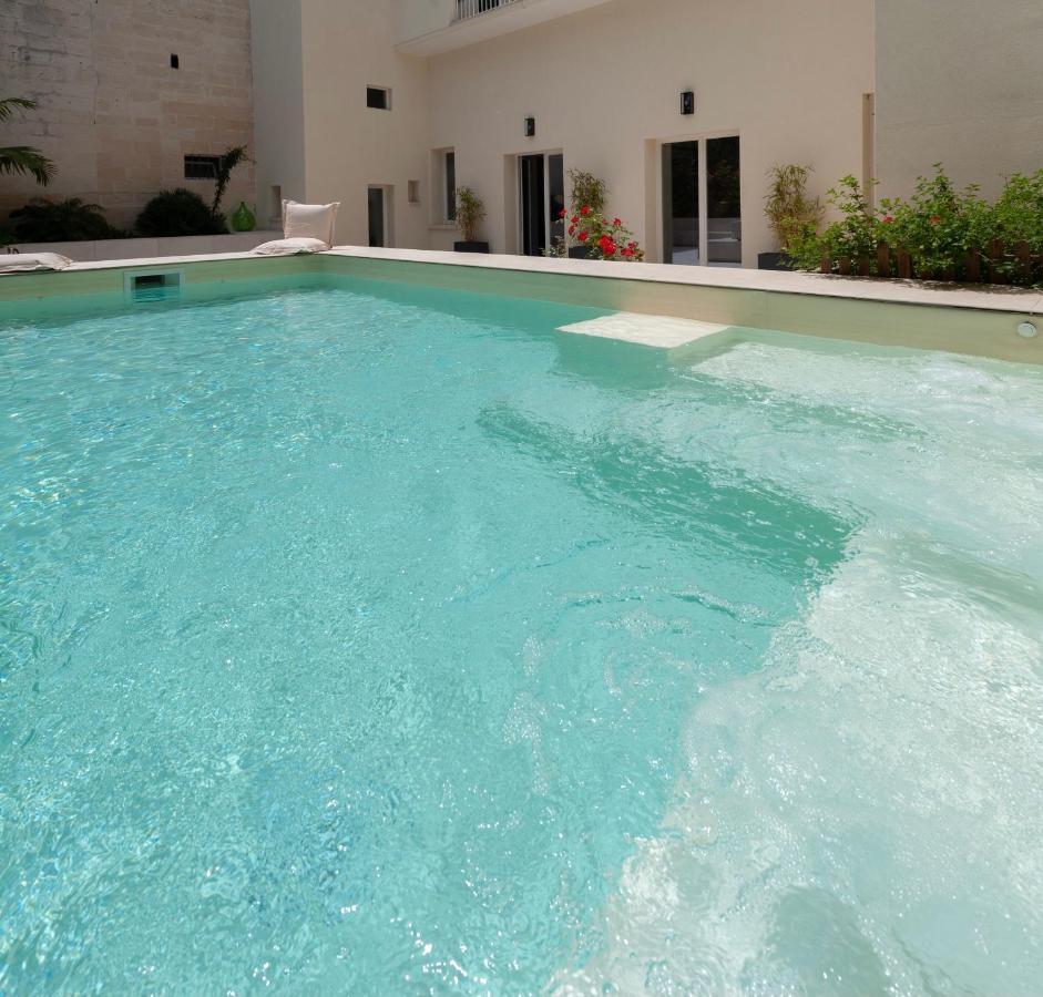 Carlo V - Con Piscina E Giardino Privati Apartamento Lecce Exterior foto