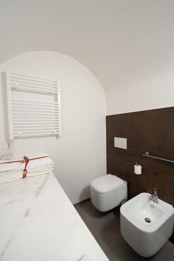 Carlo V - Con Piscina E Giardino Privati Apartamento Lecce Exterior foto